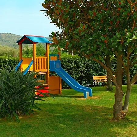 Charming Holiday In With Pool * 산토바르톨로메오알마레